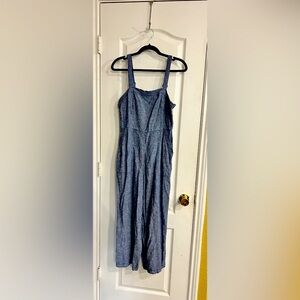 Women’s Old Navy Chambray Cropped Jumpsuit